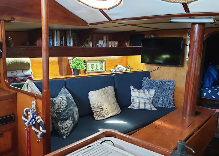 Vacations In A Sailboat *