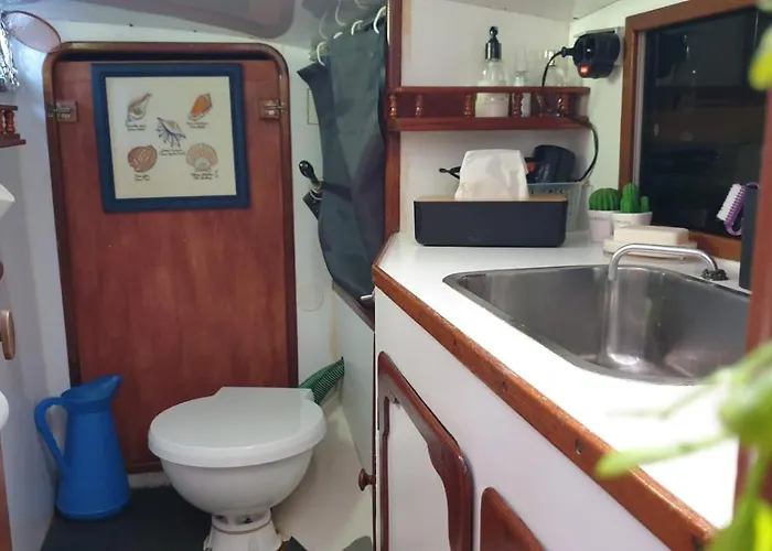 Vacations In A Sailboat Botel