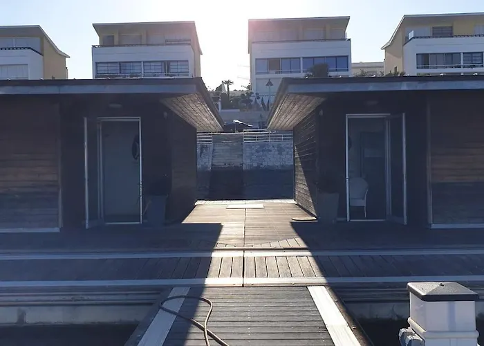 Botel Vacations In A Sailboat