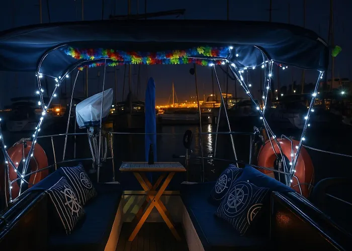 Vacations In A Sailboat * Lissabon