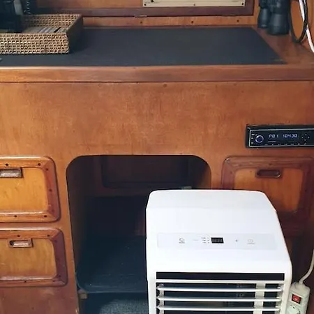 Vacations In A Sailboat * リスボン