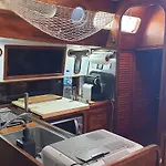 Båthotell Vacations In A Sailboat Lisboa